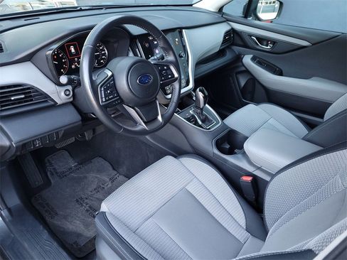 Used 2024 Subaru Outback Premium image 10