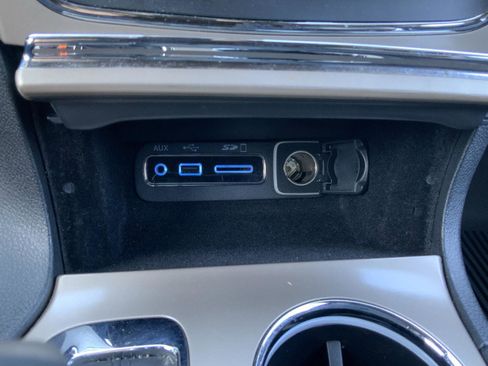 Used 2016 Jeep Grand Cherokee Summit image 47