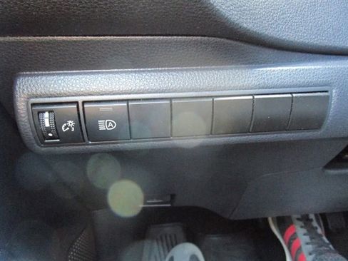 Used 2022 Toyota Corolla SE image 27