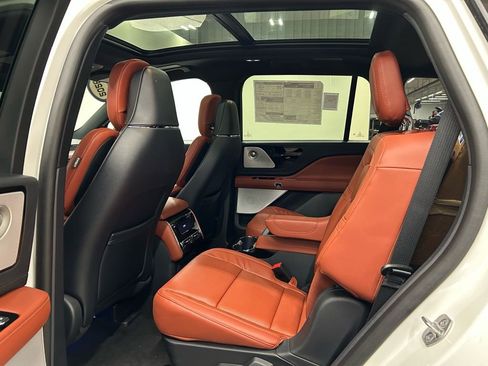 New 2026 Lincoln Aviator Reserve AWD/4WD image 28