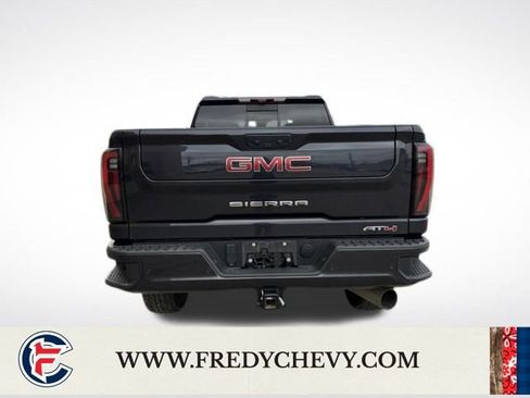 Certified 2024 GMC Sierra 2500 AT4 w/ Technology Package AWD/4WD image 36