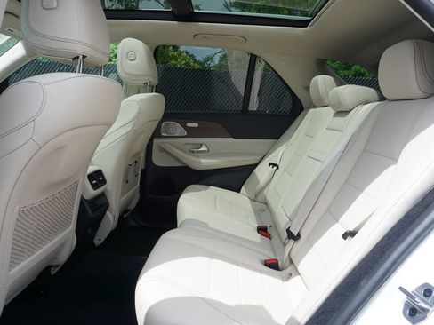 Used 2023 Mercedes-Benz GLE 350 image 13