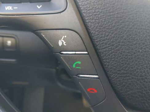 Used 2018 Kia Forte LX FWD image 22