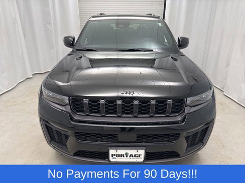 New 2026 Jeep Grand Cherokee L Limited w/ Limited Altitude Package AWD/4WD image 7