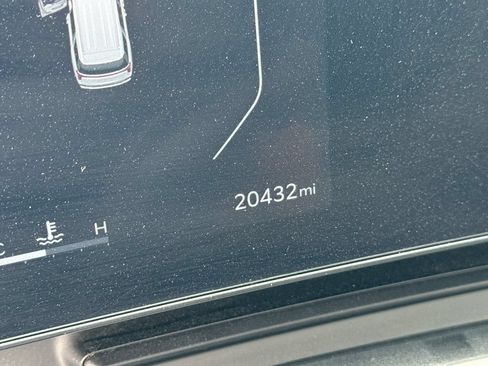 Certified 2025 Kia Carnival SX FWD image 15