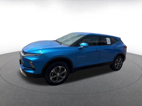 Used 2026 Chevrolet Blazer LT AWD/4WD image 8