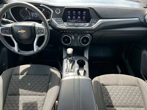 Used 2022 Chevrolet Blazer LT AWD/4WD image 12