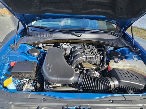 Certified 2023 Chrysler 300 Touring w/ Safetytec Plus Group image 31