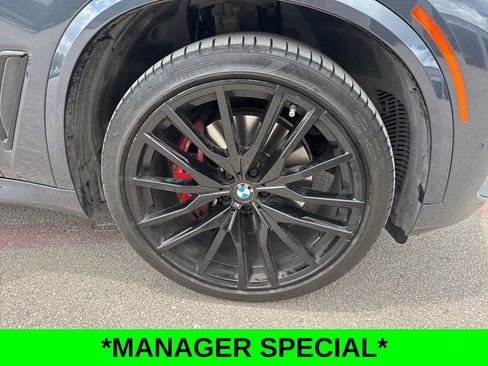 Used 2021 BMW X5 xDrive40i w/ M Sport Package AWD/4WD image 18