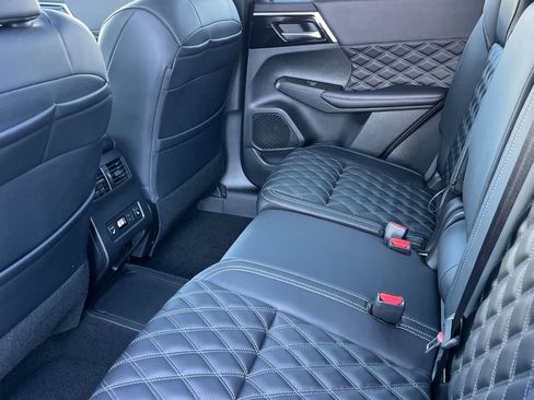 New 2025 Mitsubishi Outlander SEL AWD/4WD image 13