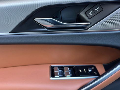 New 2026 Jaguar F-PACE R-Dynamic S AWD/4WD image 23