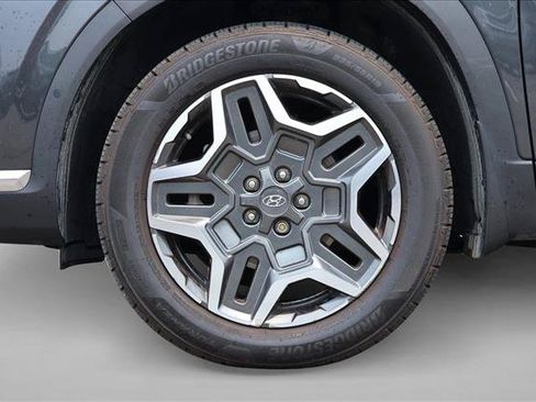 Used 2023 Hyundai Santa Fe Limited AWD/4WD image 9