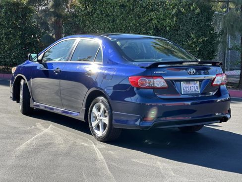 Used 2013 Toyota Corolla S image 4