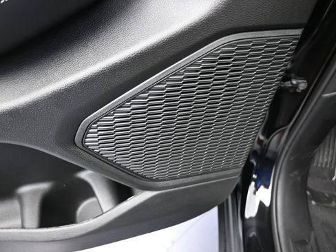 Used 2025 Jeep Grand Cherokee L Limited image 14