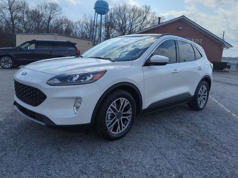 Used 2022 Ford Escape SEL image 6