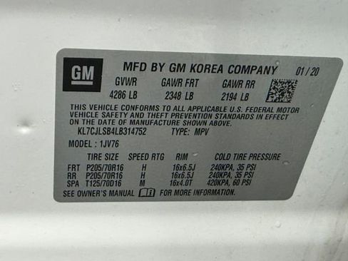 Used 2020 Chevrolet Trax LT w/ LT Convenience Package image 23