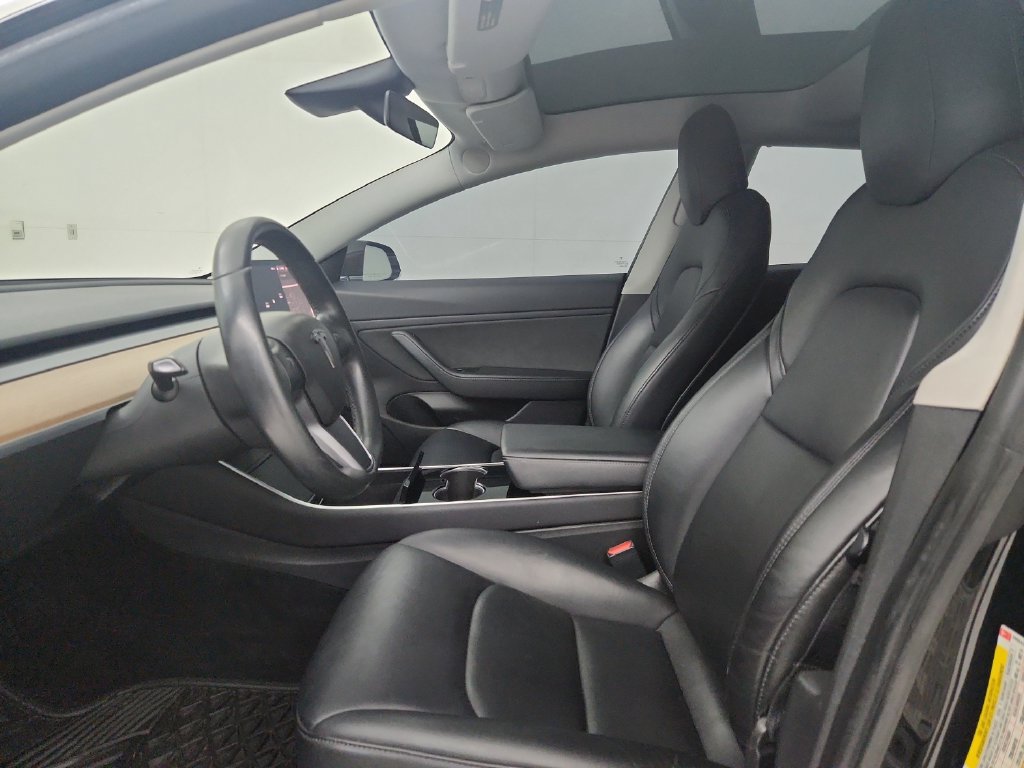 Used 2019 Tesla Model 3 Standard Range Plus RWD image 19