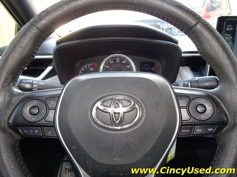 Used 2020 Toyota Corolla SE FWD image 18