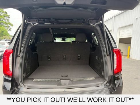 Used 2024 GMC Yukon XL Denali w/ Advanced Technology Package RWD image 8