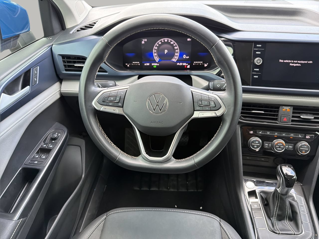 Used 2024 Volkswagen Taos SE FWD image 12