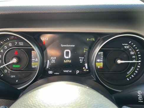 Used 2023 Jeep Wrangler Unlimited w/ Cold Weather Group image 14