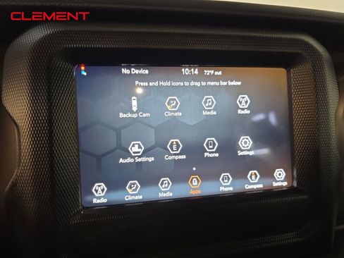 Used 2023 Jeep Wrangler Sport image 17