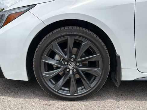 Certified 2025 Toyota Corolla SE w/ SE Premium Package FWD image 7