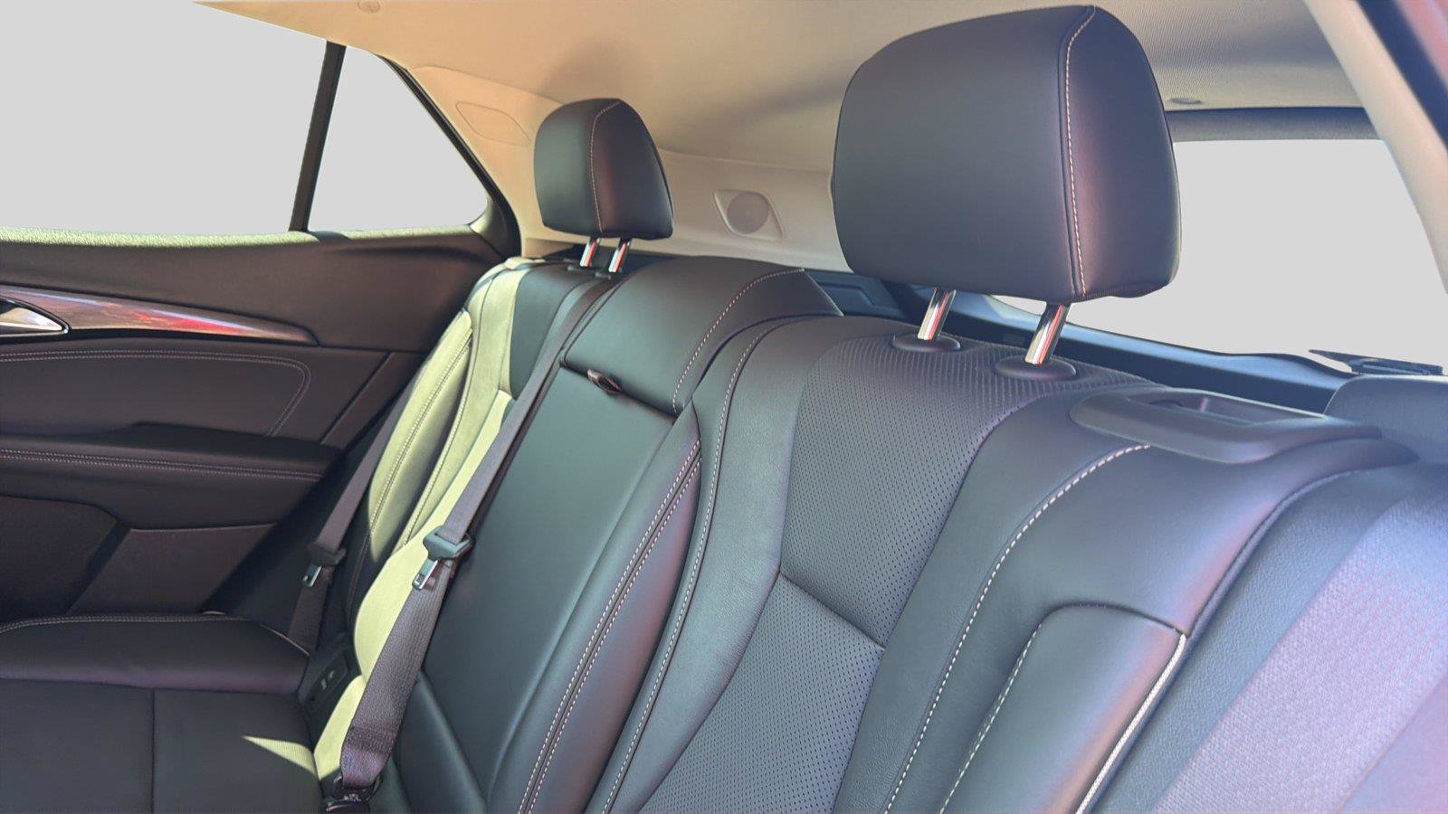 Used 2023 Buick Envision Essence AWD/4WD image 17
