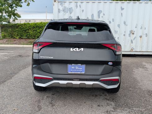 Used 2023 Kia Sportage EX FWD image 6