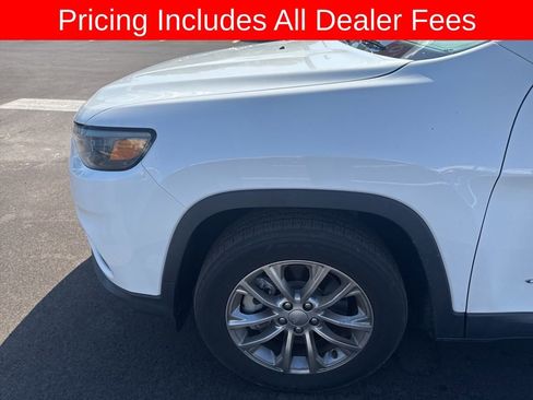 Used 2021 Jeep Cherokee Latitude Lux w/ Sun & Sound Group FWD image 9