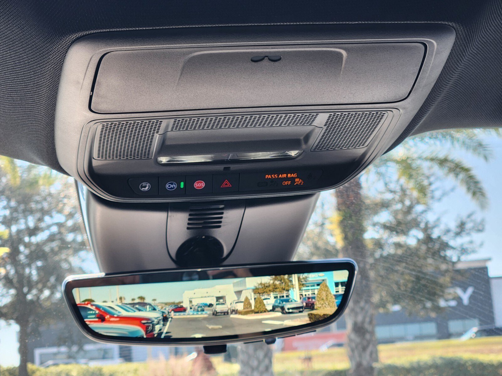 New 2026 Chevrolet Traverse LT w/ Enhanced Driving Package FWD image 10