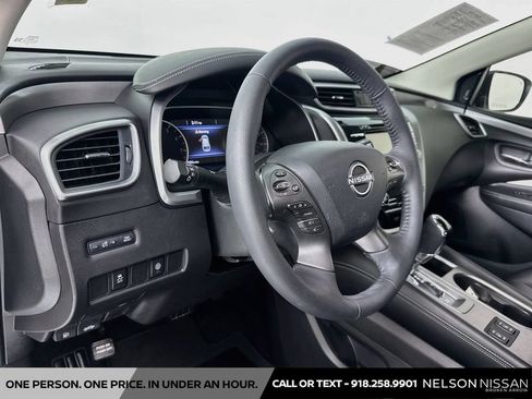 Used 2024 Nissan Murano SV w/ SV Midnight Edition Package AWD/4WD image 9