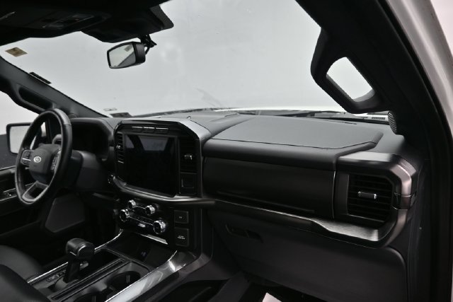 Used 2022 Ford F150 Lariat w/ Equipment Group 502A High AWD/4WD image 9