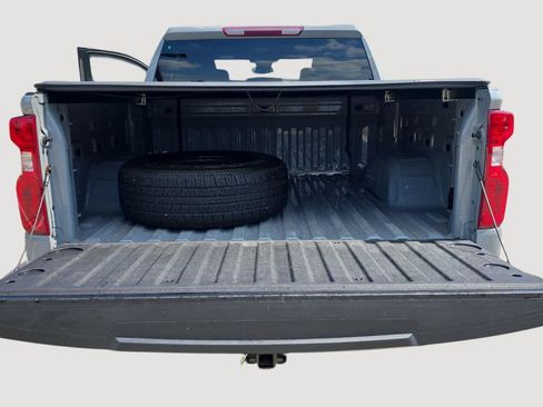Used 2024 Chevrolet Silverado 1500 LT AWD/4WD image 29