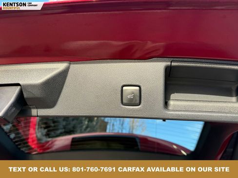 Used 2024 Ford Escape SE image 34