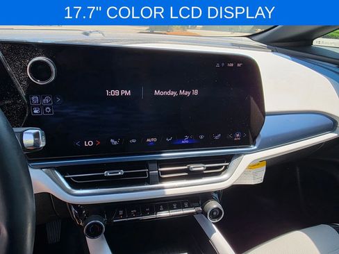 Certified 2024 Chevrolet Equinox EV LT FWD image 17