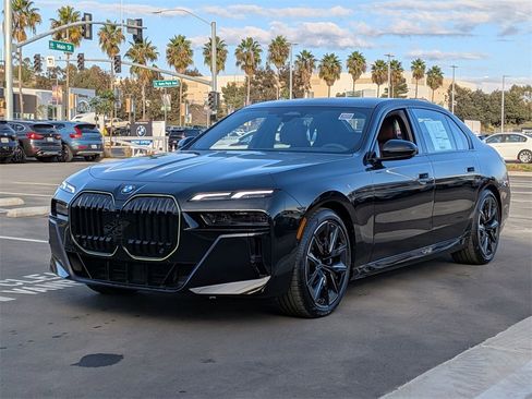 New 2026 BMW 740i 740i image 2