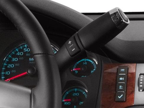 Used 2014 Chevrolet Suburban LS image 10