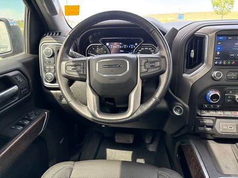 Certified 2020 GMC Sierra 1500 Denali w/ Denali Ultimate Package AWD/4WD image 14