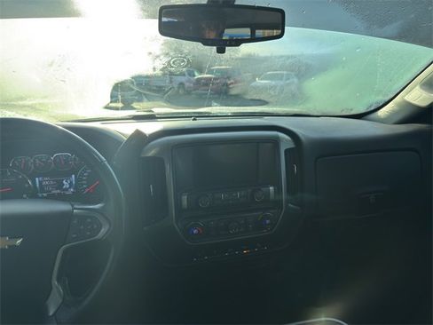 Used 2018 Chevrolet Silverado 1500 LT w/ All Star Edition image 15