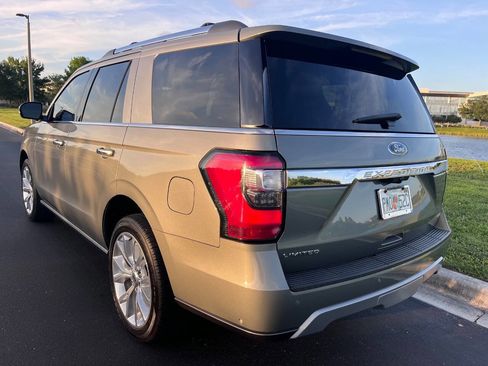 Used 2019 Ford Expedition Limited w/ Equipment Group 302A RWD image 6
