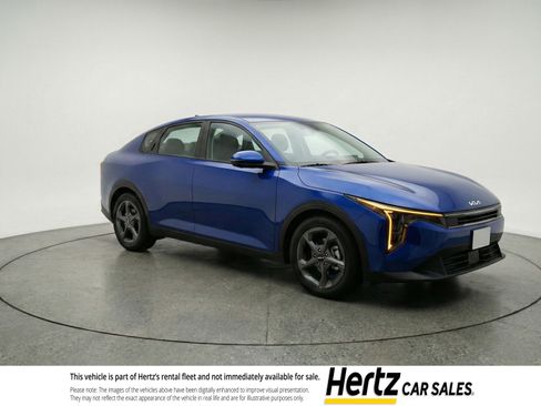 Used 2025 Kia K4 FWD image 1