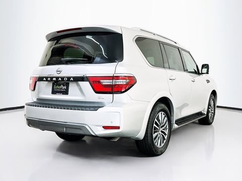 Used 2024 Nissan Armada SL image 9