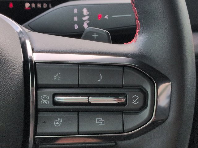 Used 2025 GMC Yukon XL AT4 Ultimate w/ LPO, Floor Liner Package AWD/4WD image 30