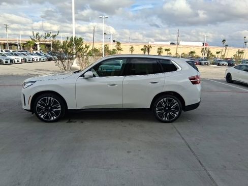 New 2026 BMW X3 xDrive30 w/ Premium Package AWD/4WD image 3