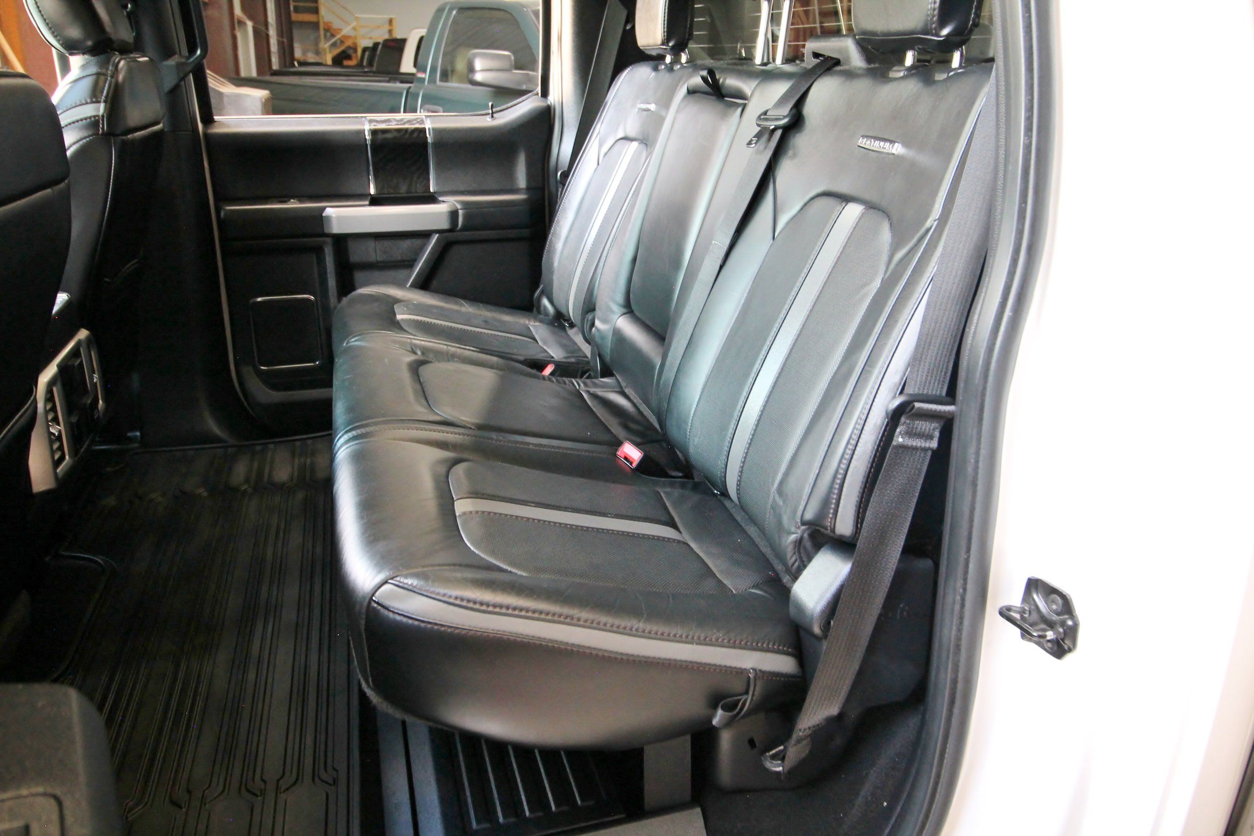 Used 2019 Ford F350 Platinum w/ Platinum Ultimate Package AWD/4WD image 51