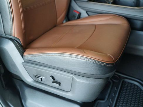 Used 2022 RAM 2500 Limited image 31