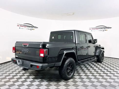 Used 2023 Jeep Gladiator Willys image 8