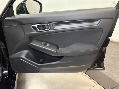 Used 2025 Honda Civic Sport image 35