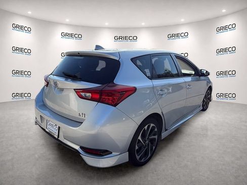 Used 2018 Toyota Corolla iM FWD image 7